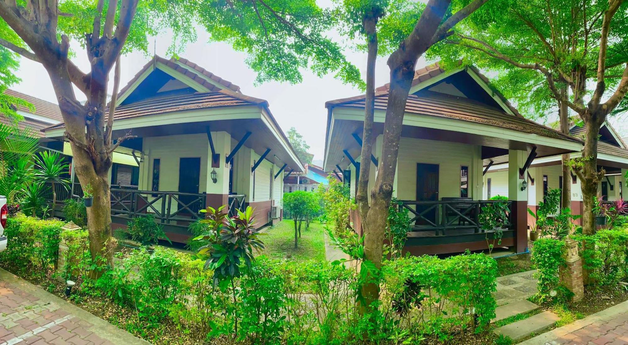 Baan Soontree Resort Чианграй Экстерьер фото